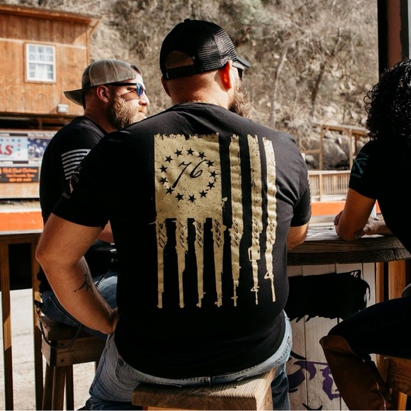 Grunt Style “Betsy Rifle Flag” Tee - Picture 2 of 6
